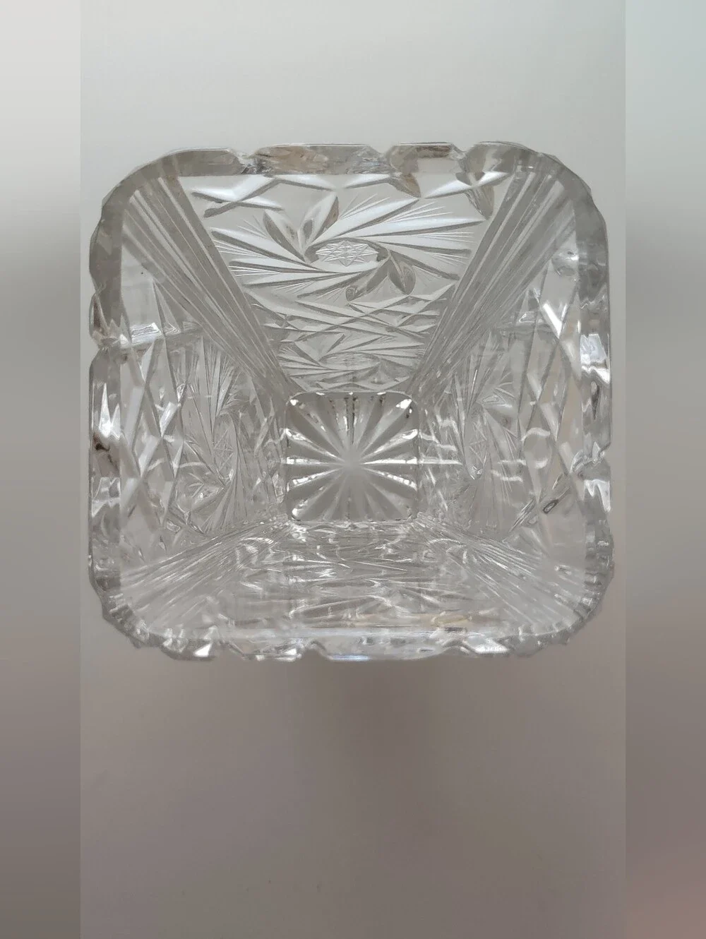 Violetta Handcut Crystal Vase
